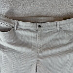 NWT Chico's Straight‎ Crop Tan & Ivory Striped Jeans Pants Size 4 (US 20)